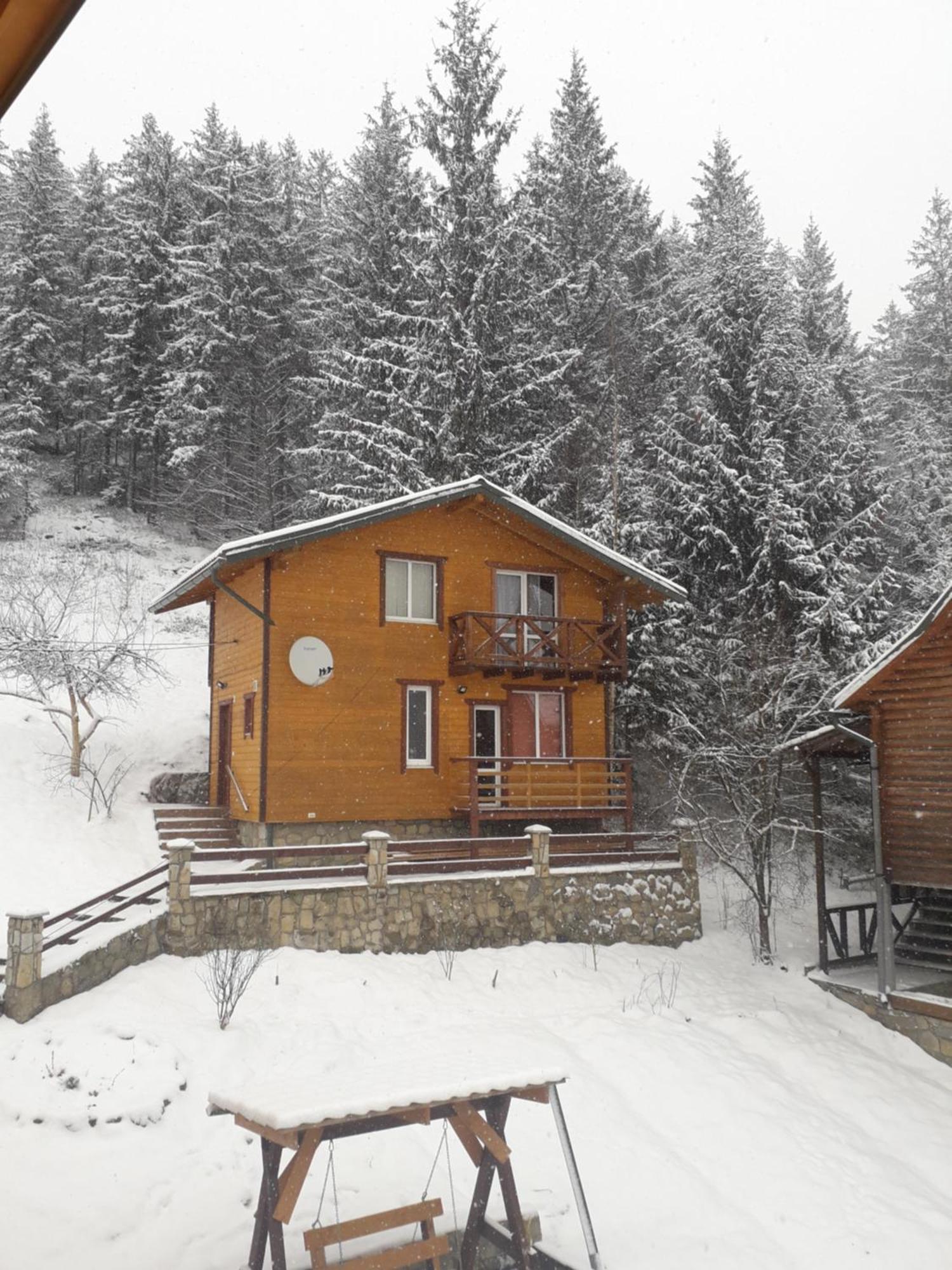 Смериковий Yaremche Habitación foto